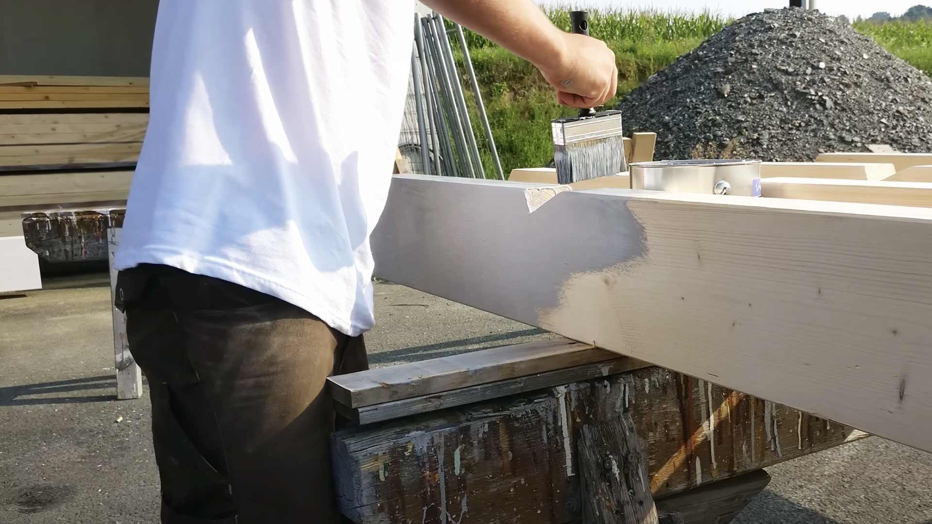 Holzschutz Lasur richtig streichen